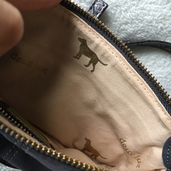 Deux Lux cross body bag - Picture 2 of 8